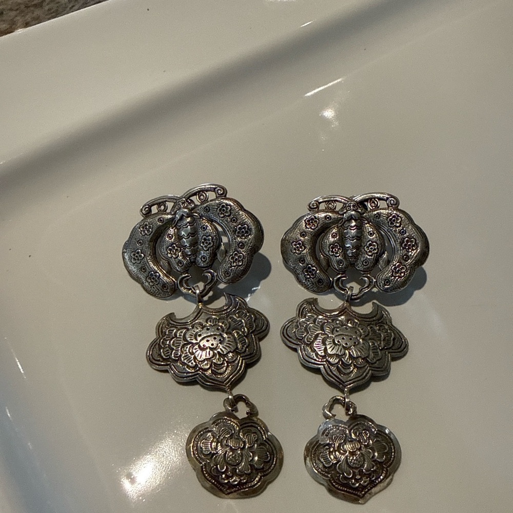 Stephen Dweck Ornate Silver Earrings - Picture 4 of 6